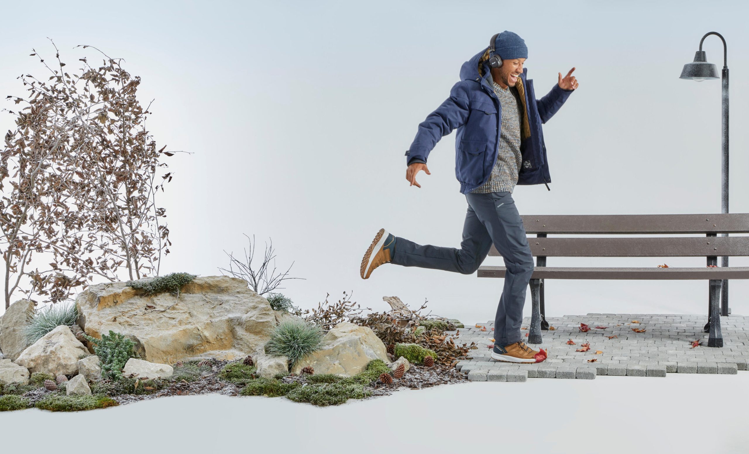 Quechua Men's SH100 X-Warm Waterproof Hiking Boots - Image 7