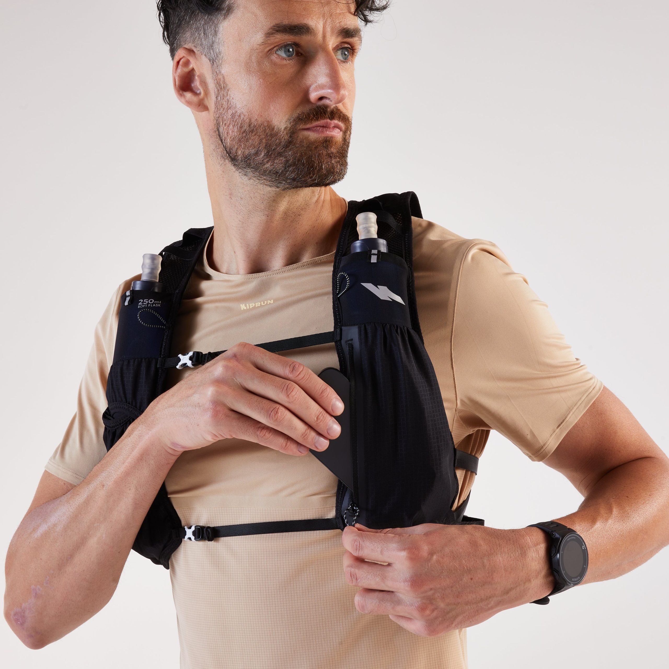 Kiprun 5 L Trail Running Bag - 1 L Water Bladder Included - Image 5