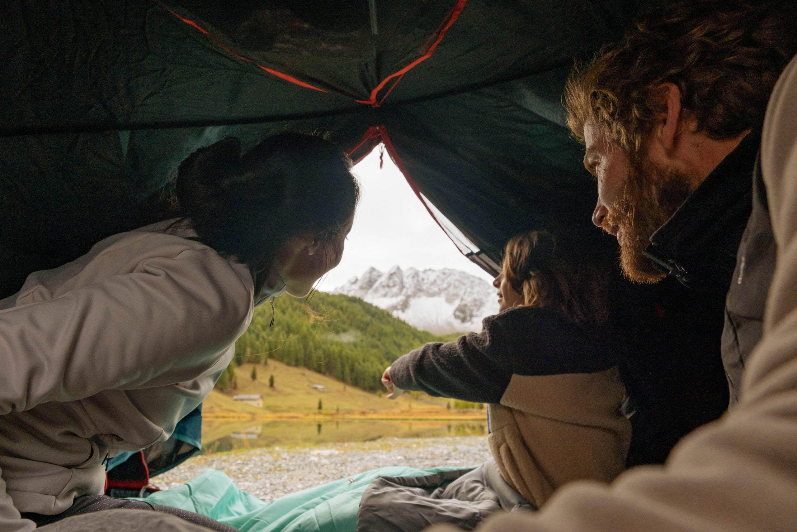 Quechua 2 Second Easy Fresh & Black Waterproof Pop Up Camping Tent 3 Person - Image 28