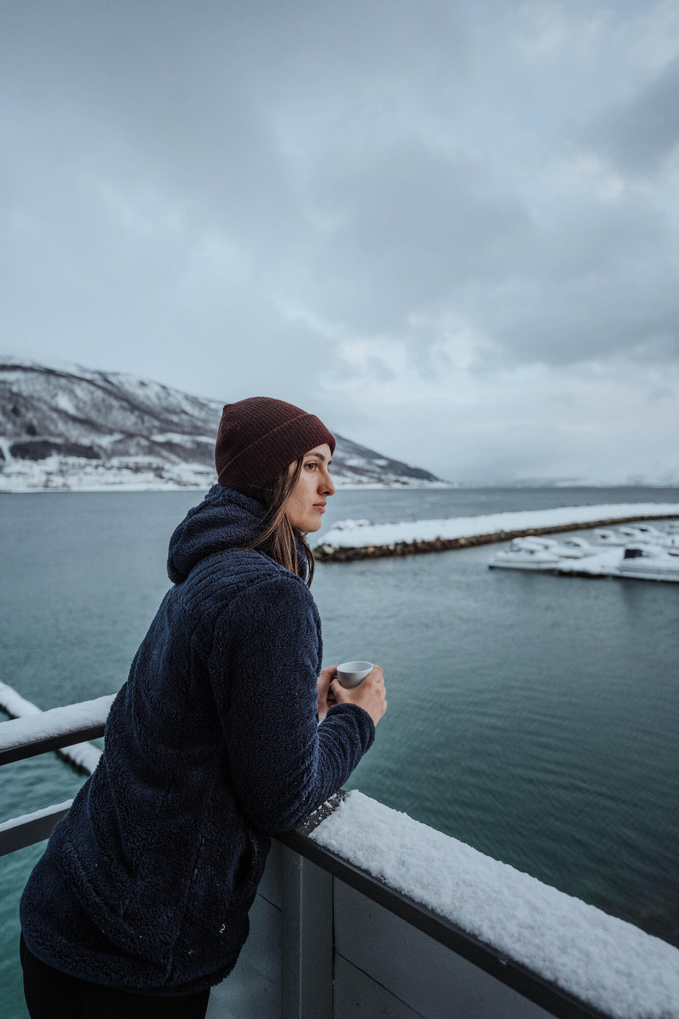 Quechua Women's NH100 U-Warm Hooded Fleece - Image 6