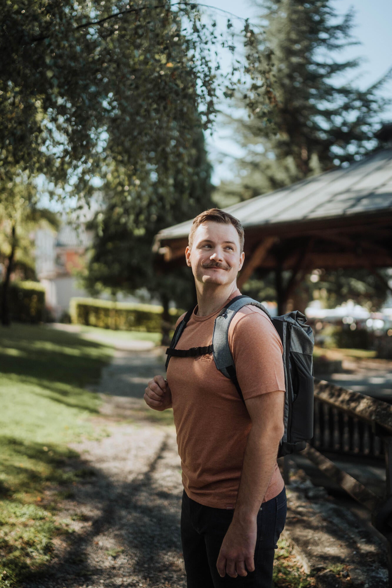 Quechua NH500 Escape Rolltop 23 L Backpack - Image 15