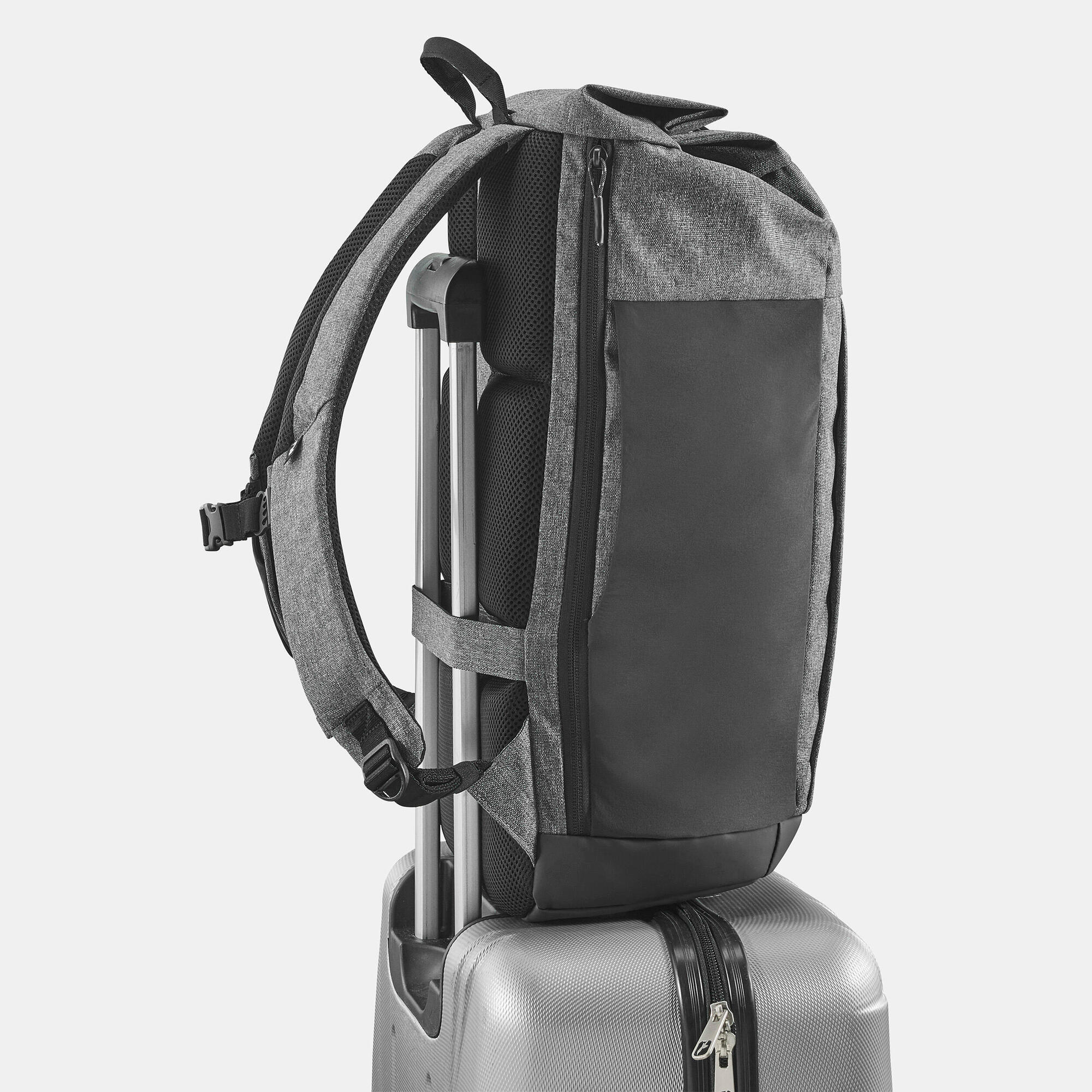 Quechua NH500 Escape Rolltop 23 L Backpack - Image 10