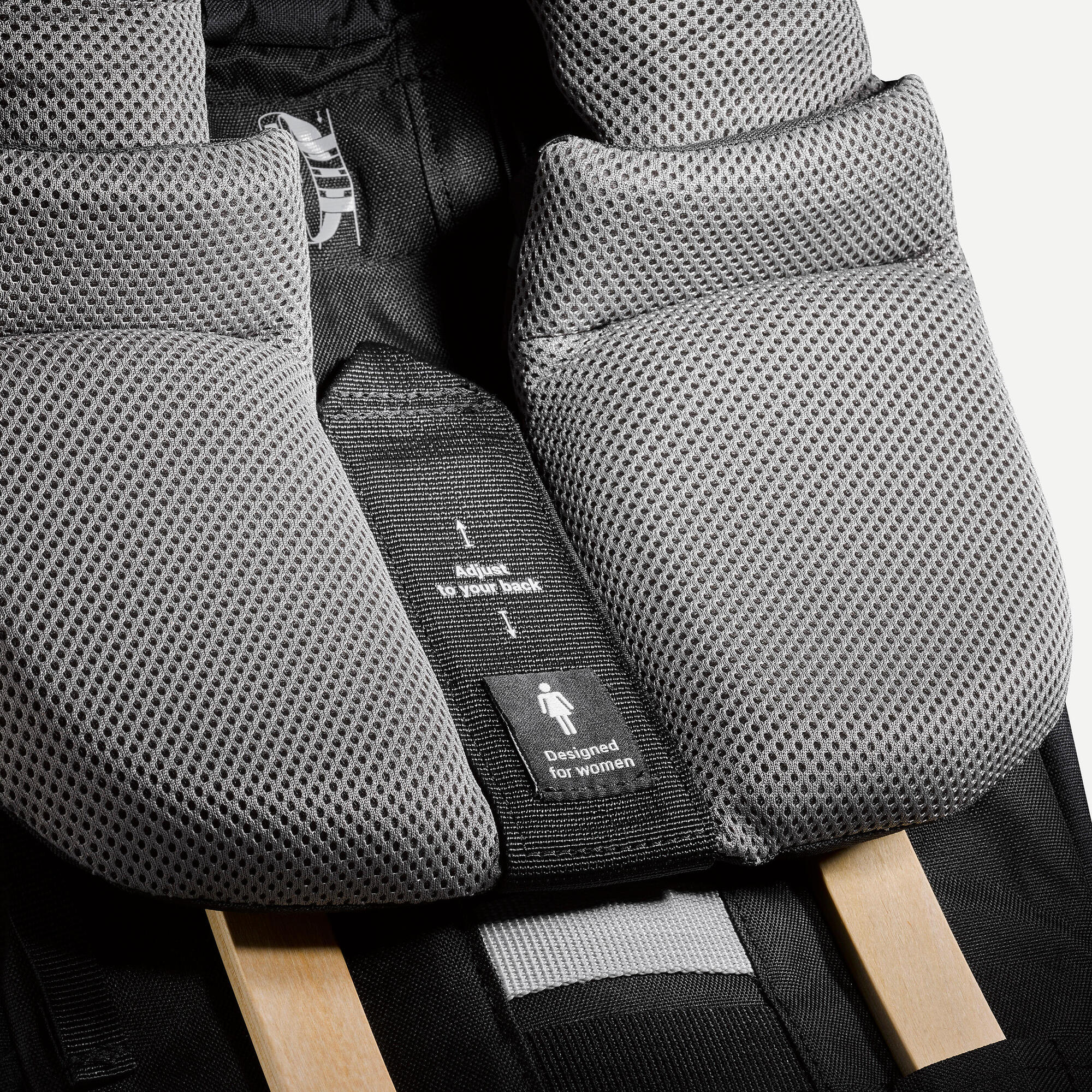 Simond Women's MT900 Symbium2 50+10 L Backpacking Pack - Image 10