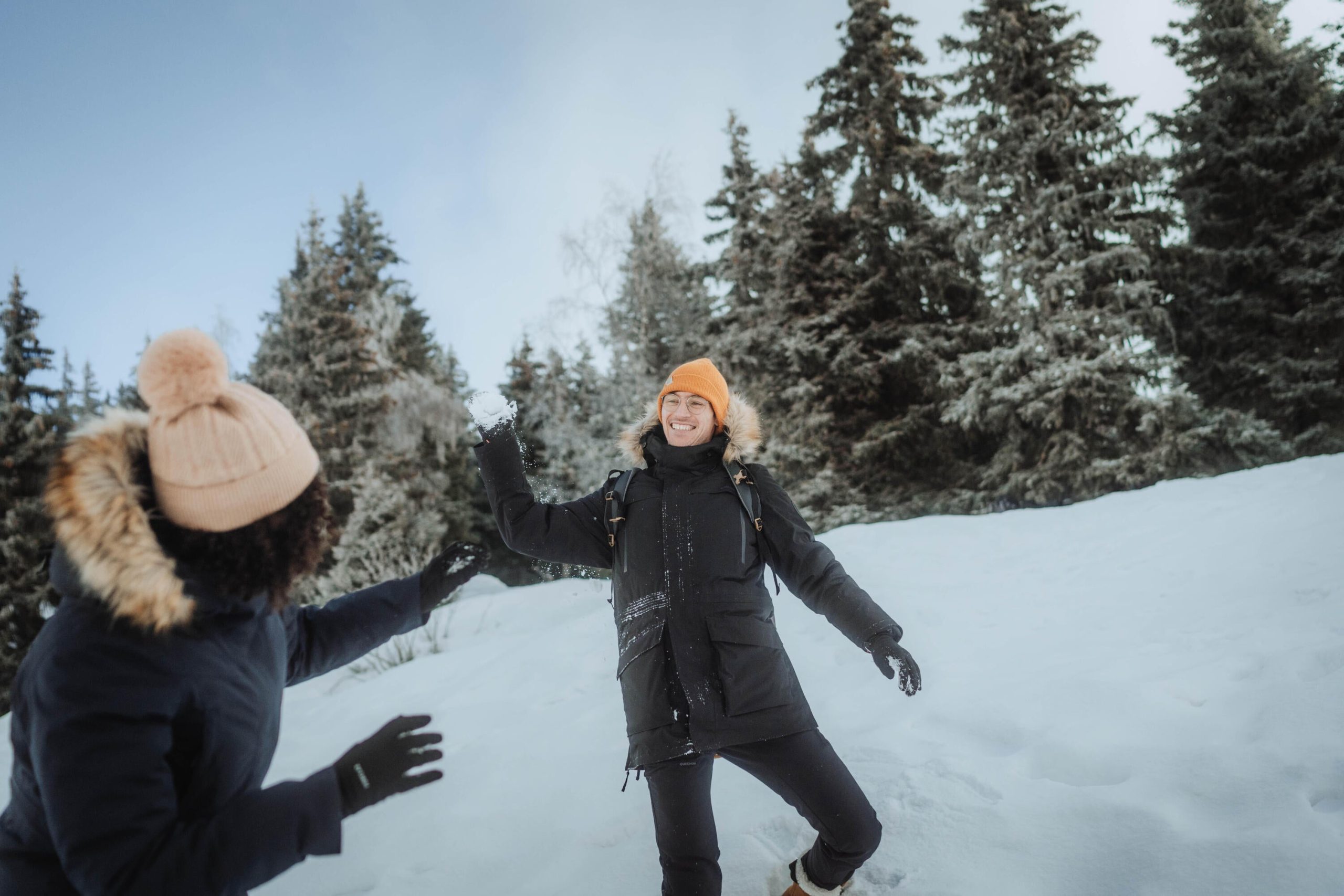 Quechua Men's NH900 Winter Waterproof Hiking Parka - Image 14