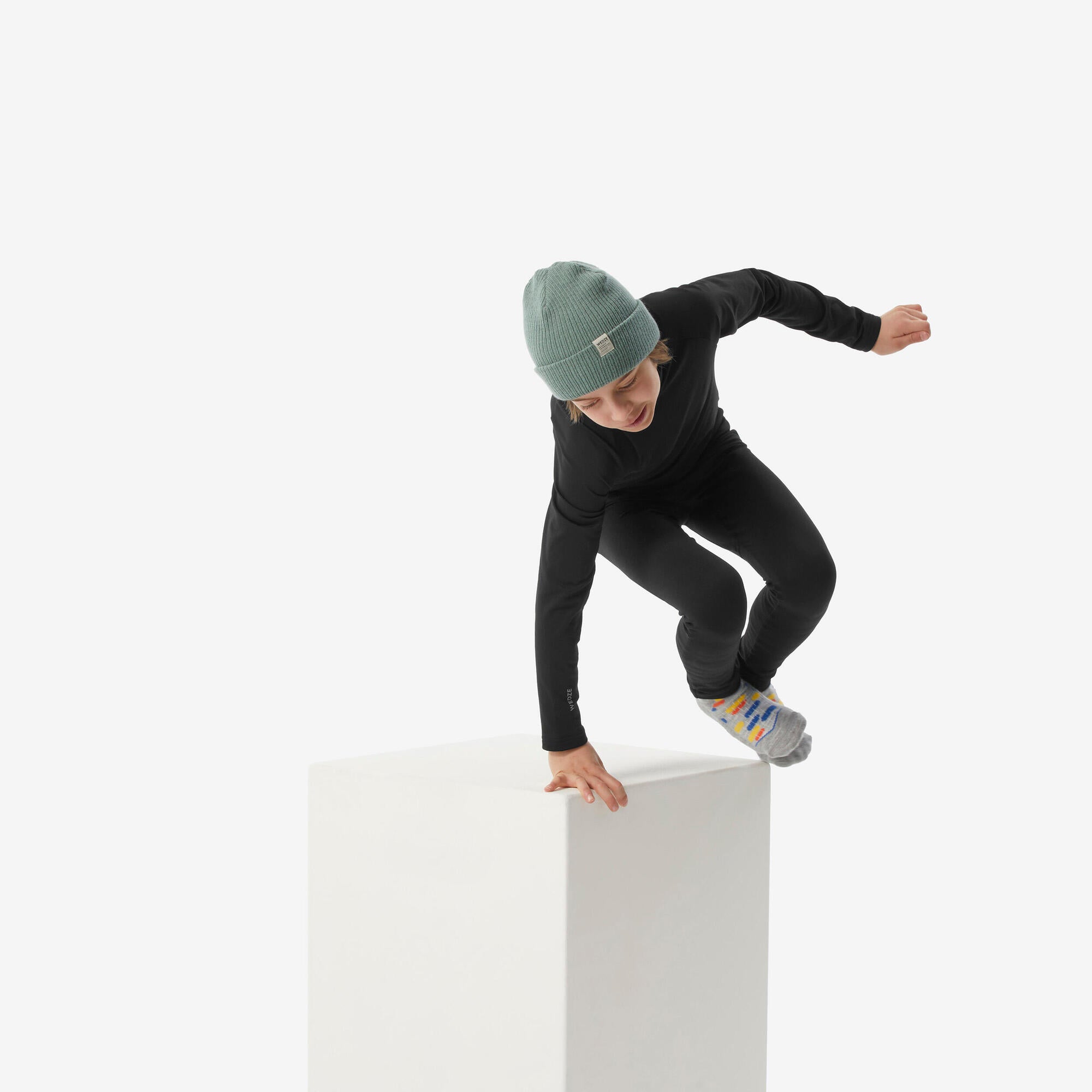 Wedze Kids' BL500 Thermal Ski Base Layer Top - Image 9